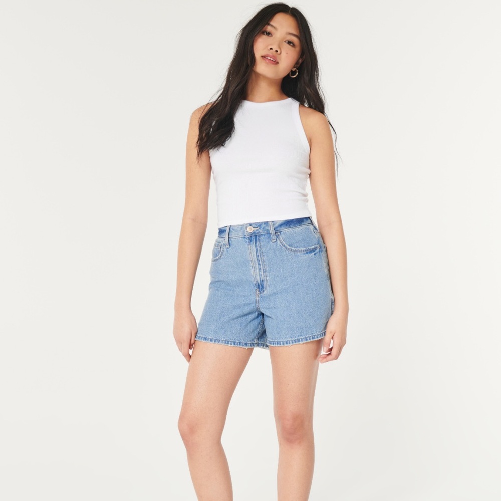 Hollister Ultra High Rise 90s Denim Shorts